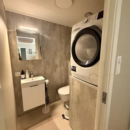 شقة Bright Top-floor With Panoramic Views Near Ons *